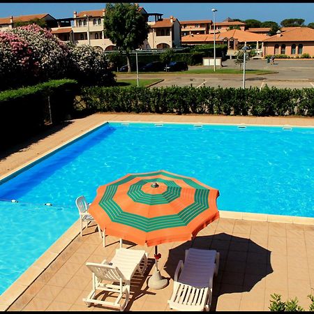 Residenza Dei Cavalleggeri San Vincenzo Bagian luar foto