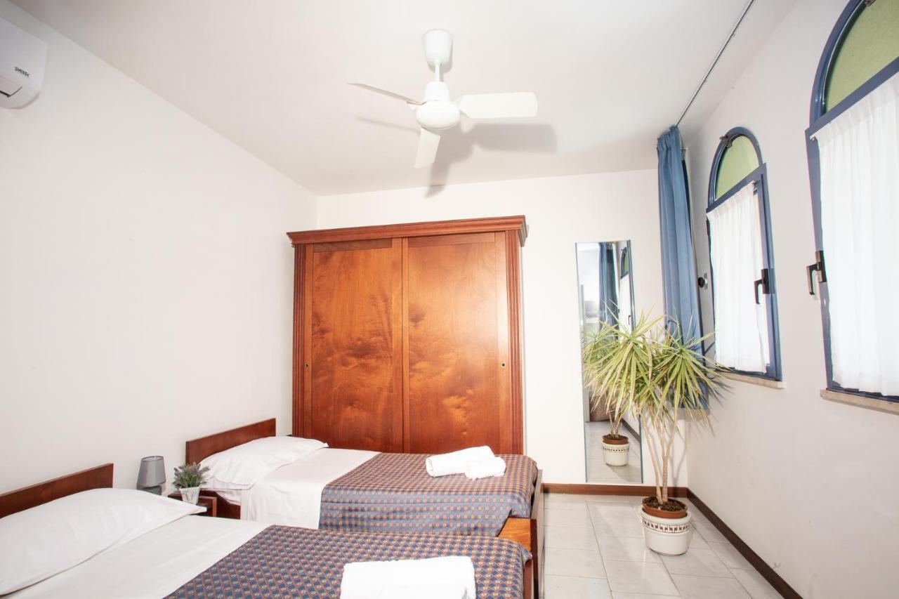 Residenza Dei Cavalleggeri San Vincenzo Bagian luar foto