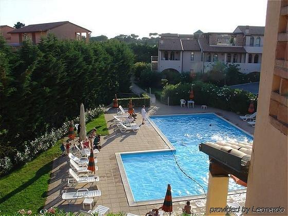 Residenza Dei Cavalleggeri San Vincenzo Bagian luar foto